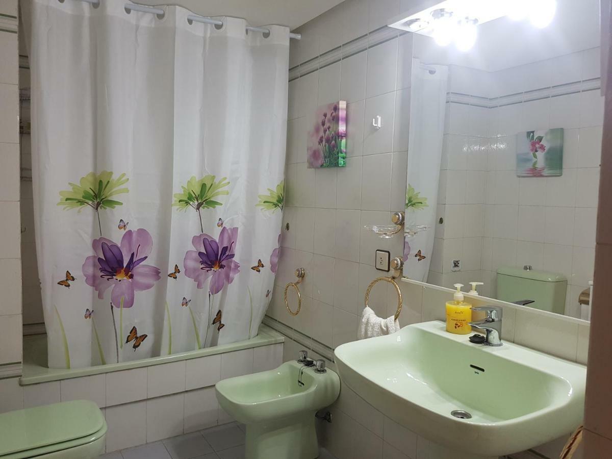 Apartamento Eduardo Dato Sevilla Kültér fotó